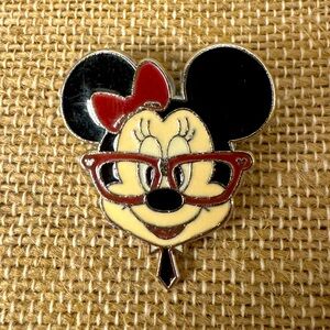 Disney Parks 2012 Minnie Mouse Nerd Glasses Parks Pin Trading Lapel Pin Brooch